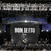 Don Tetto in concert with TRIO backdrop