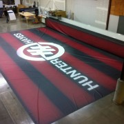 Seaming the TRIO printed backdrop for Hunter Hayes